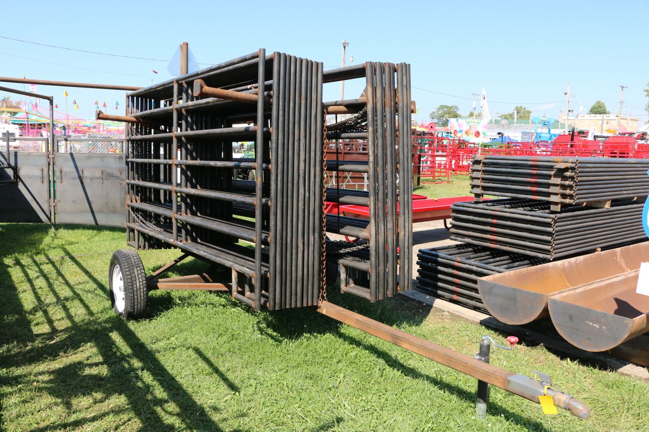 Portable Panels & Panel Trailers Superior Standard